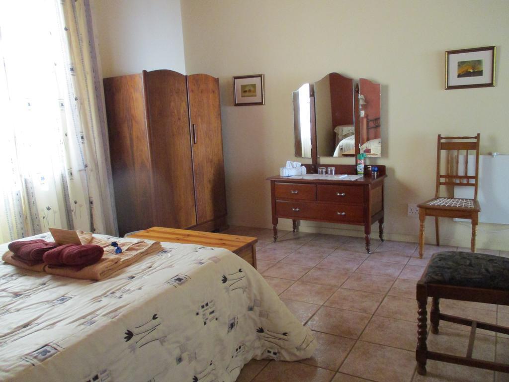 Vanrhynsdorp Van Rhyn Guest House מראה חיצוני תמונה