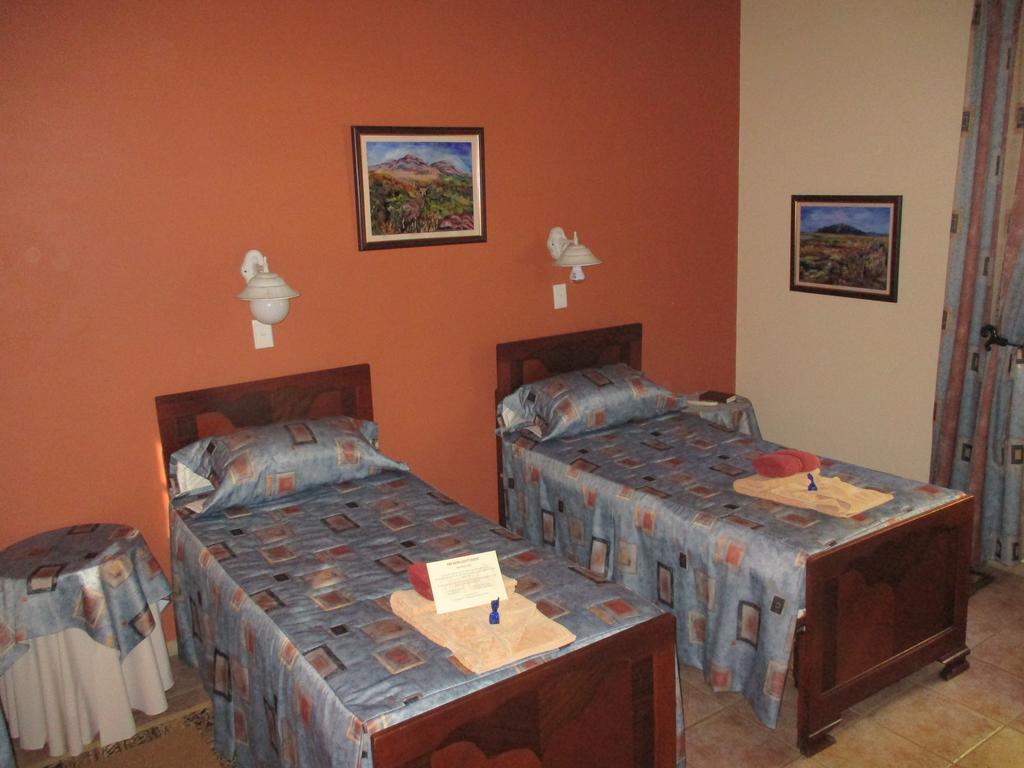 Vanrhynsdorp Van Rhyn Guest House מראה חיצוני תמונה