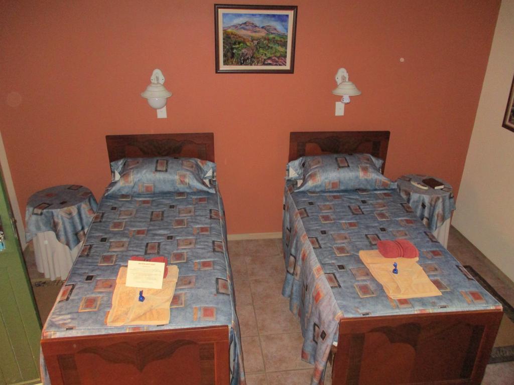 Vanrhynsdorp Van Rhyn Guest House מראה חיצוני תמונה